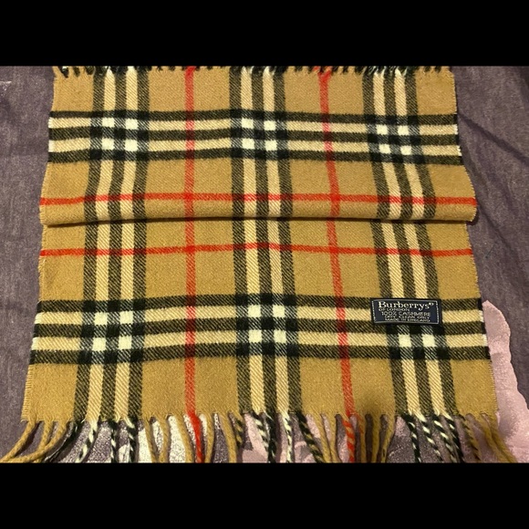 Vintage Burberry Check Lambswool Scarf in Brown (BRAND NEW w/out tags) - Picture 10 of 12